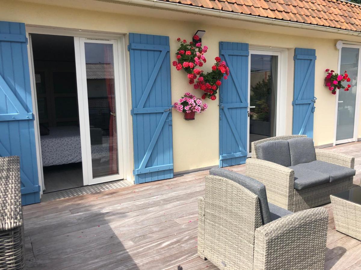 La Piscine Hotel