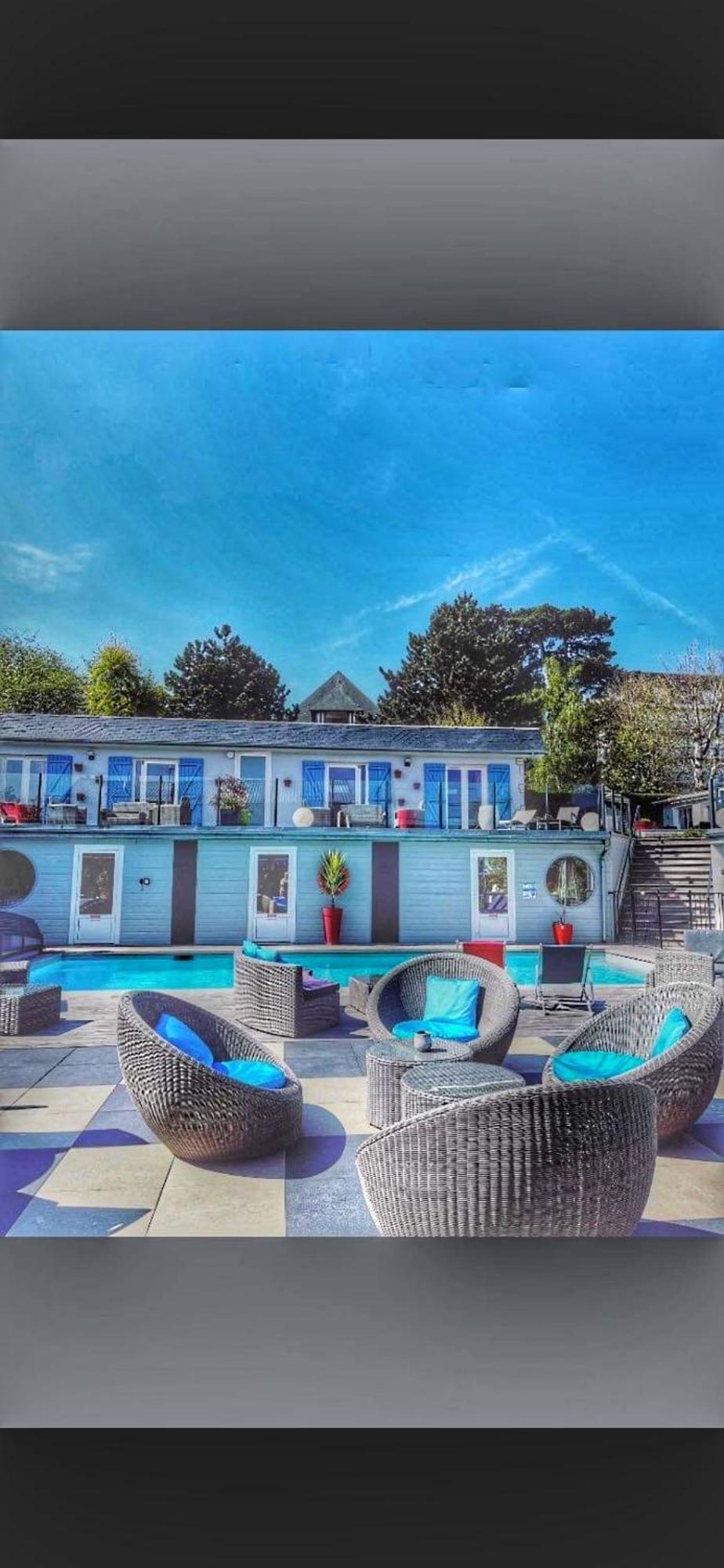 Hotel La Piscine