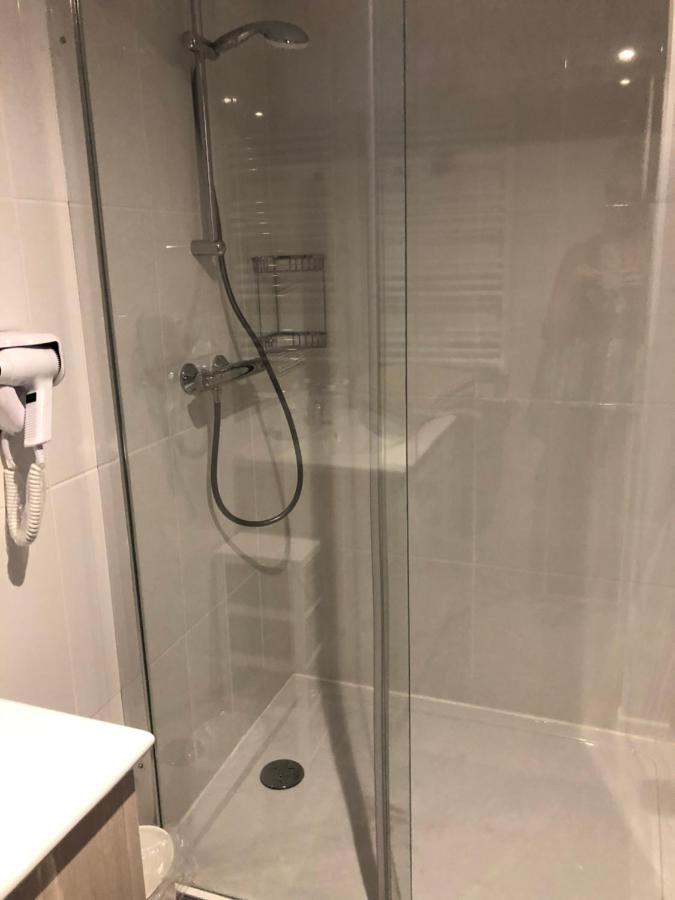 La Piscine Hotel 2*